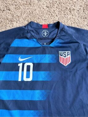 Nike USWNT USA soccer Jersey Carli Lloyd #10 Authentic 2018 United States 28 YM